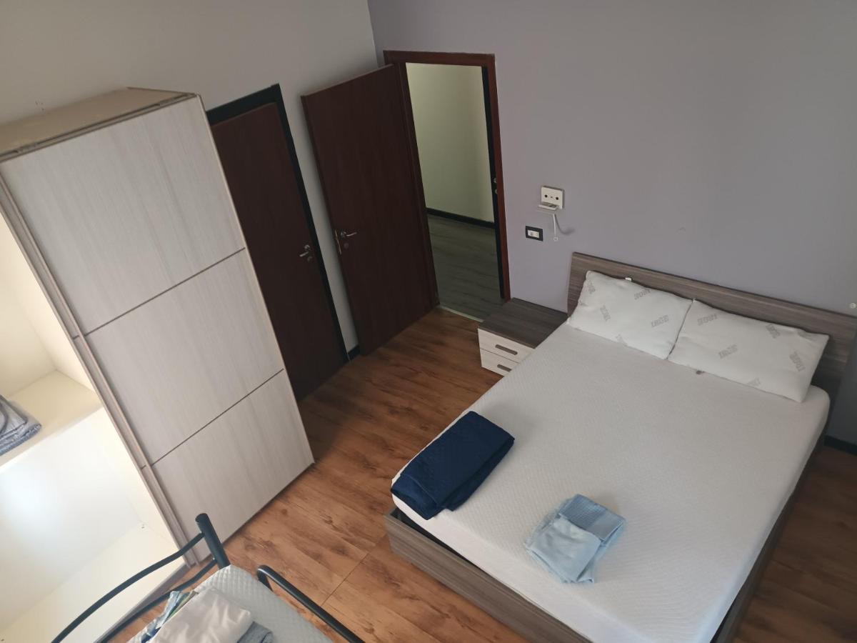 Mattia'S Apartment Куарту-Сант'Элена Экстерьер фото
